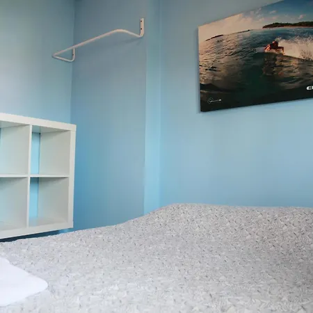 Latas Surf House Hostel *