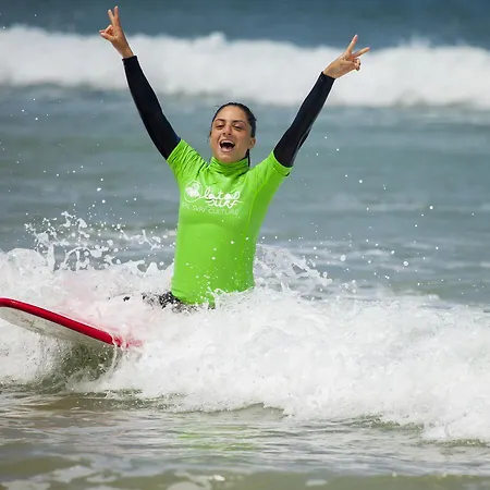 Hostal Latas Surf House Somo