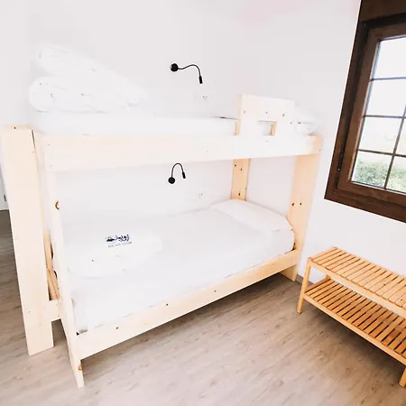 Latas Surf House * Somo