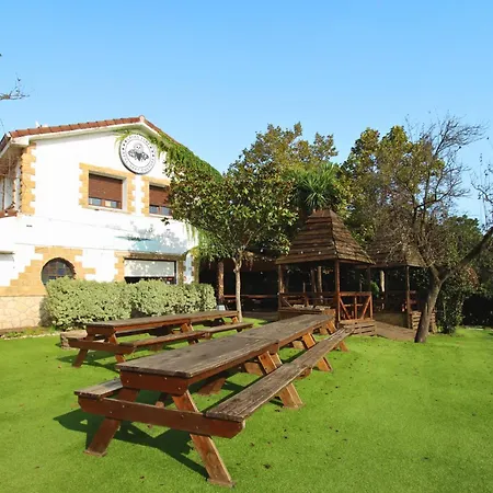 Latas Surf House * Somo