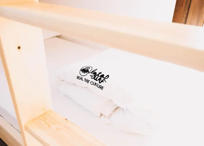 Hostel Latas Surf House *