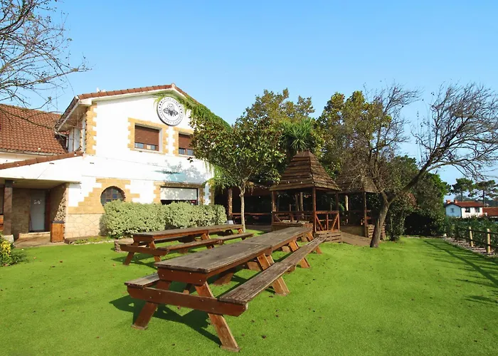 Latas Surf House * Somo