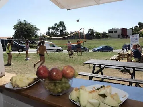 Hostel Latas Surf House *